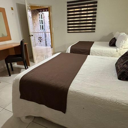 Pequeno Gran Hotel Aguascalientes Esterno foto